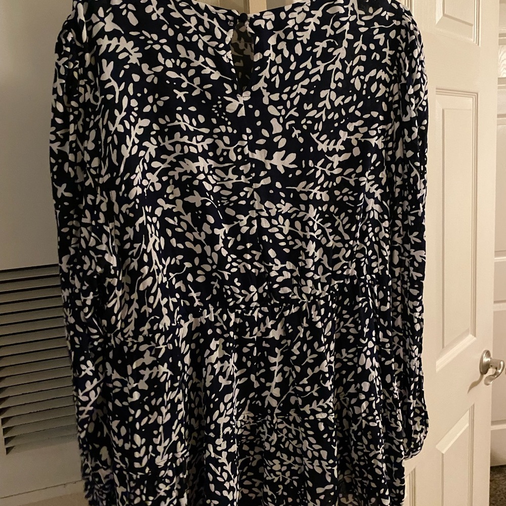 Brand new dress shirt with tags. Time and tru, size XXL